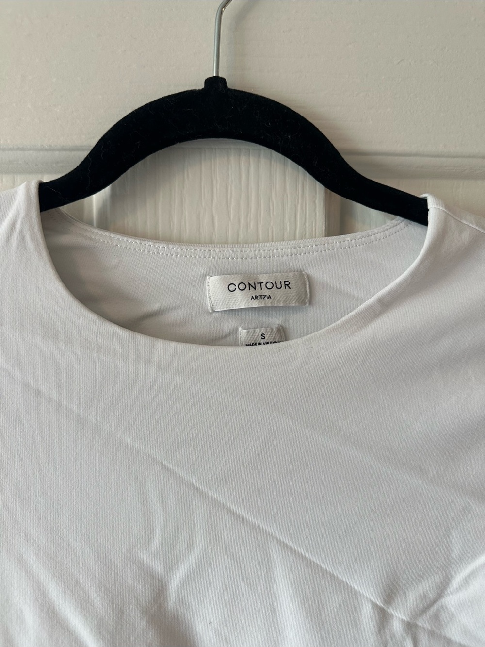 Aritzia contour shirt - Picture 2 of 3